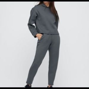 BNWT UNIQLO SWEAT DRY SWEATSUIT SET